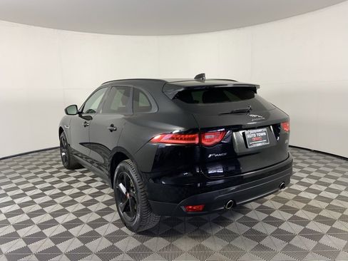 Used 2018 Jaguar F-PACE Premium image 7