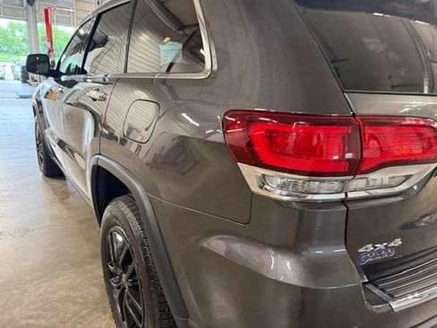 Certified 2020 Jeep Grand Cherokee Limited w/ Trailer Tow Group IV AWD/4WD image 30