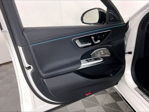 Used 2026 Mercedes-Benz E 350 4MATIC Sedan image 15