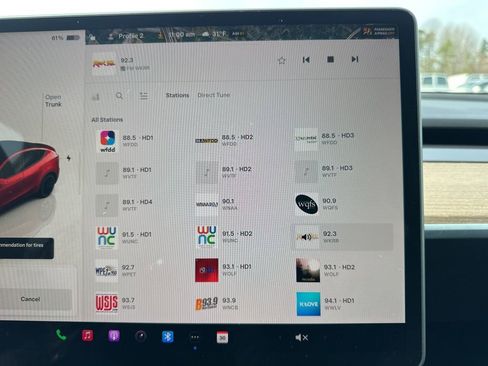 Used 2023 Tesla Model Y Long Range image 18