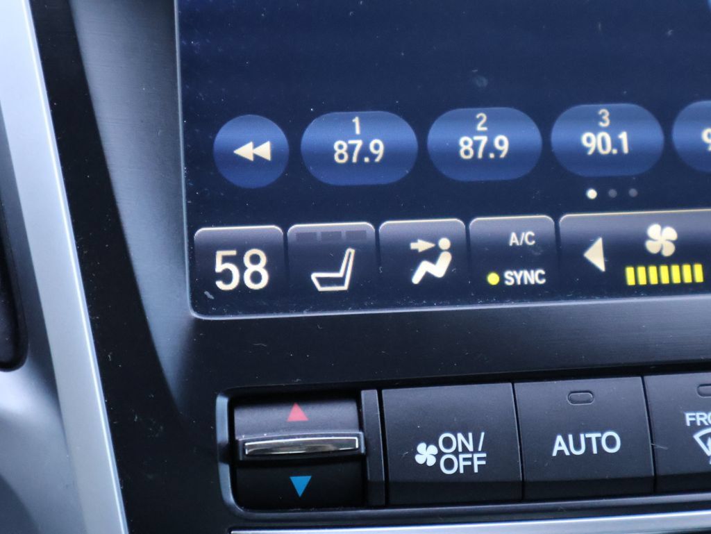 Used 2019 Acura TLX FWD image 21