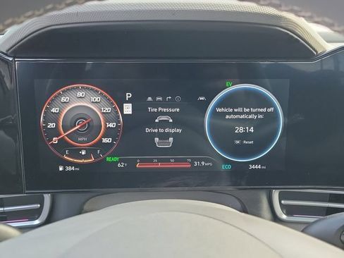 Certified 2025 Hyundai Elantra SEL FWD image 9