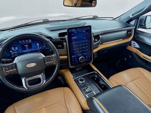 Used 2023 Ford Expedition Max Platinum image 24