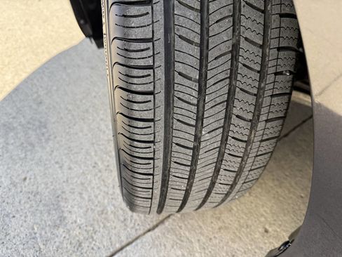 Used 2016 Chevrolet Cruze LT image 14