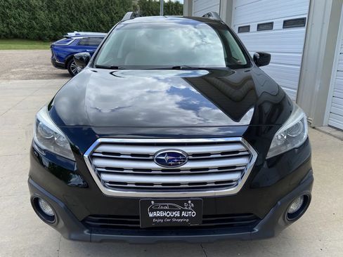 Used 2016 Subaru Outback 2.5i Premium AWD/4WD image 3
