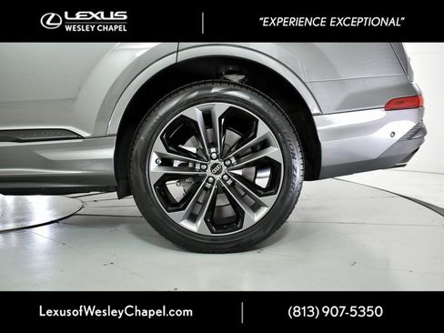 Used 2025 Audi Q7 3.0T Premium Plus image 11