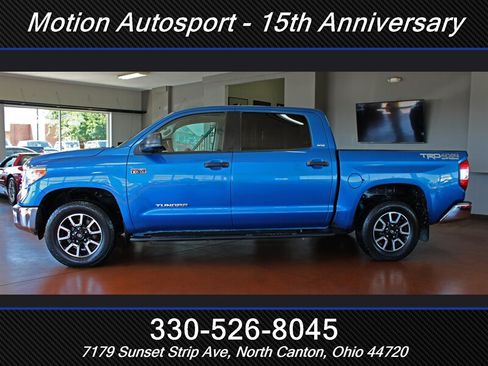 Used 2017 Toyota Tundra SR5 AWD/4WD image 5