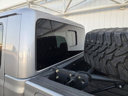 Used 2021 Jeep Gladiator Mojave AWD/4WD image 18