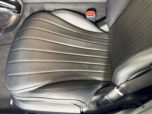 Used 2023 Mercedes-Benz S 500 4MATIC image 25