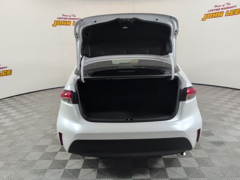 Used 2026 Toyota Corolla LE FWD image 8