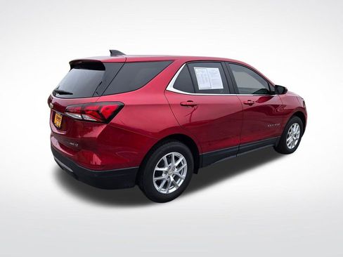 Used 2022 Chevrolet Equinox LT AWD/4WD image 3