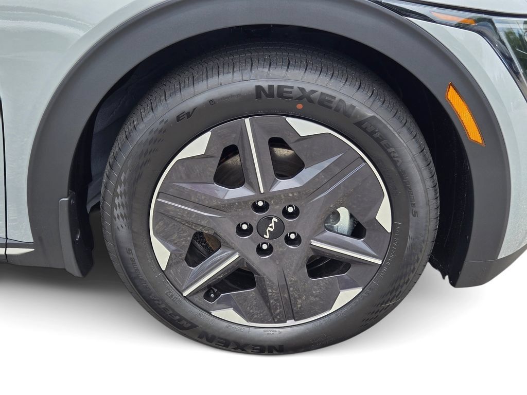 New 2026 Kia EV6 Light RWD image 6