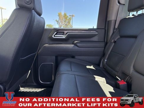 Used 2025 Chevrolet Silverado 3500 LTZ AWD/4WD image 22