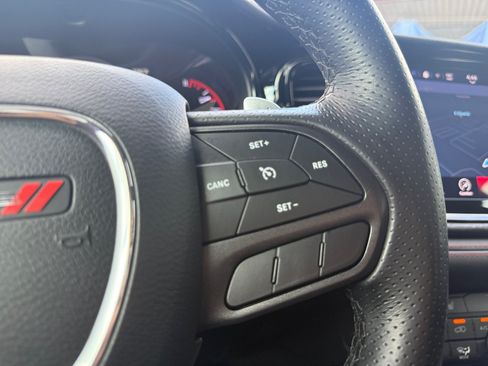 Used 2025 Dodge Durango GT w/ Blacktop Package AWD/4WD image 16