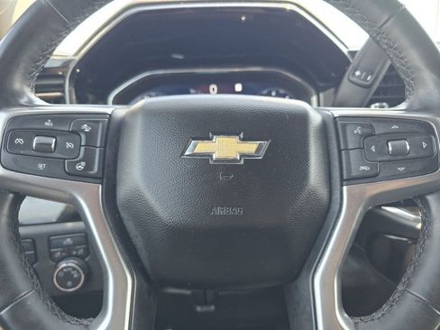 Used 2023 Chevrolet Silverado 1500 LT AWD/4WD image 26