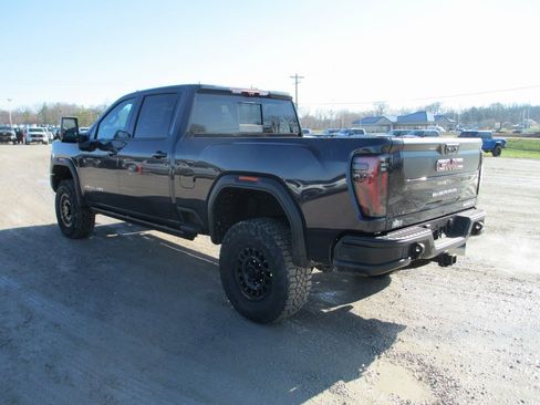 New 2026 GMC Sierra 2500 AT4X w/ AT4X AEV Edition image 8