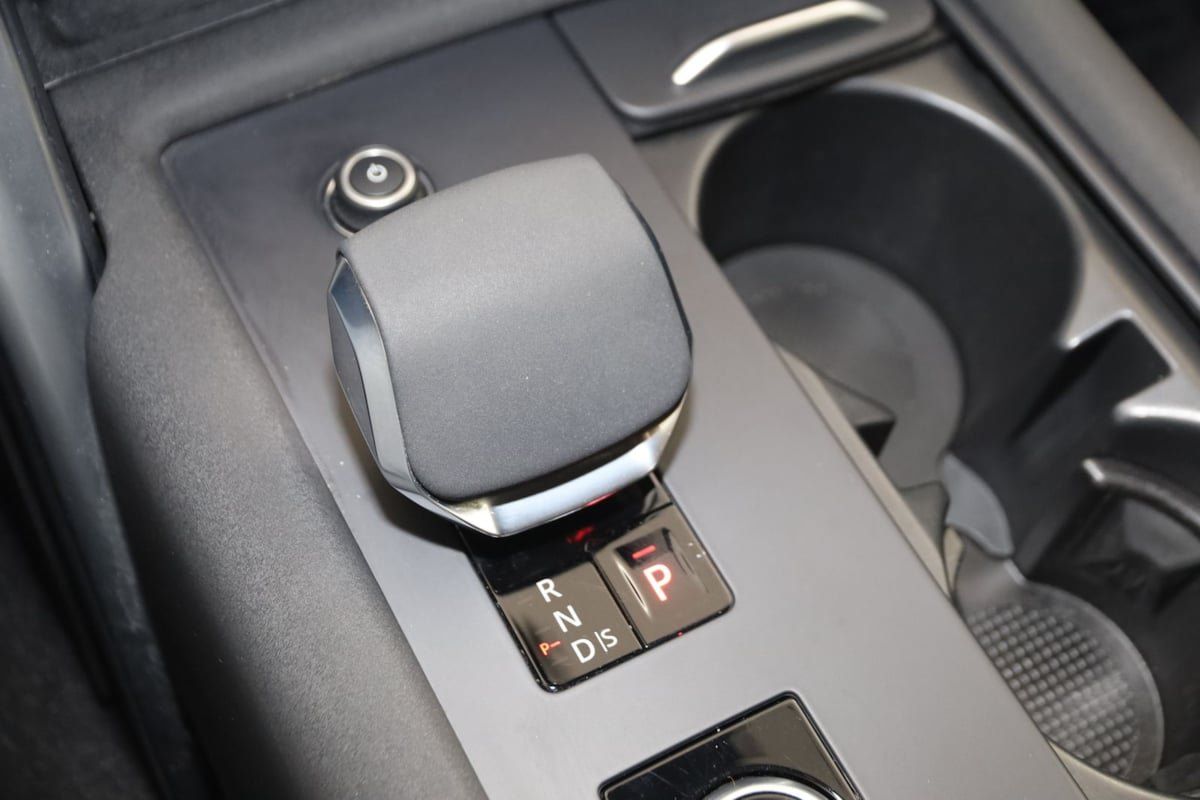 Used 2023 Land Rover Discovery S R-Dynamic AWD/4WD image 7
