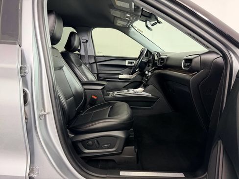 Used 2022 Ford Explorer Limited AWD/4WD image 33