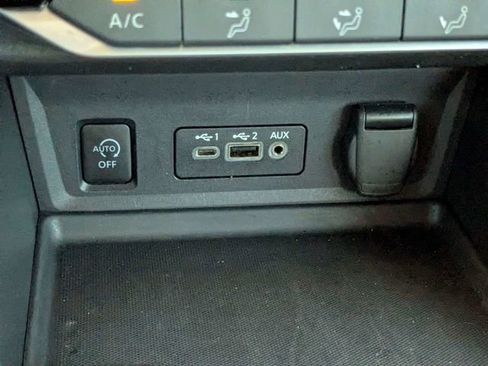Used 2024 Nissan Sentra SV FWD image 22