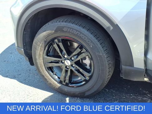 Certified 2024 Ford Explorer XLT w/ Equipment Group 202A AWD/4WD image 27