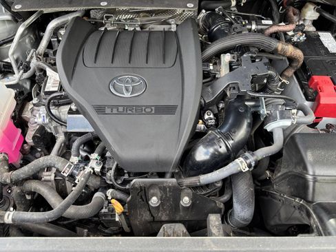 Used 2025 Toyota Highlander XSE AWD/4WD image 35