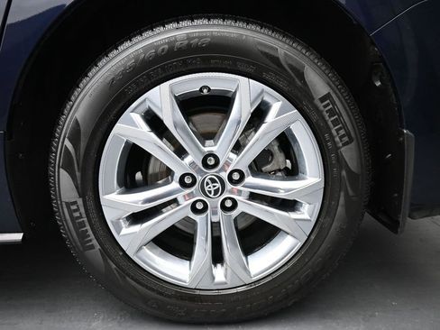 Used 2021 Toyota Sienna Platinum image 15