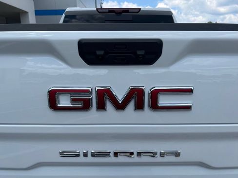 New 2026 GMC Sierra 1500 AT4 w/ AT4 Premium Package AWD/4WD image 8