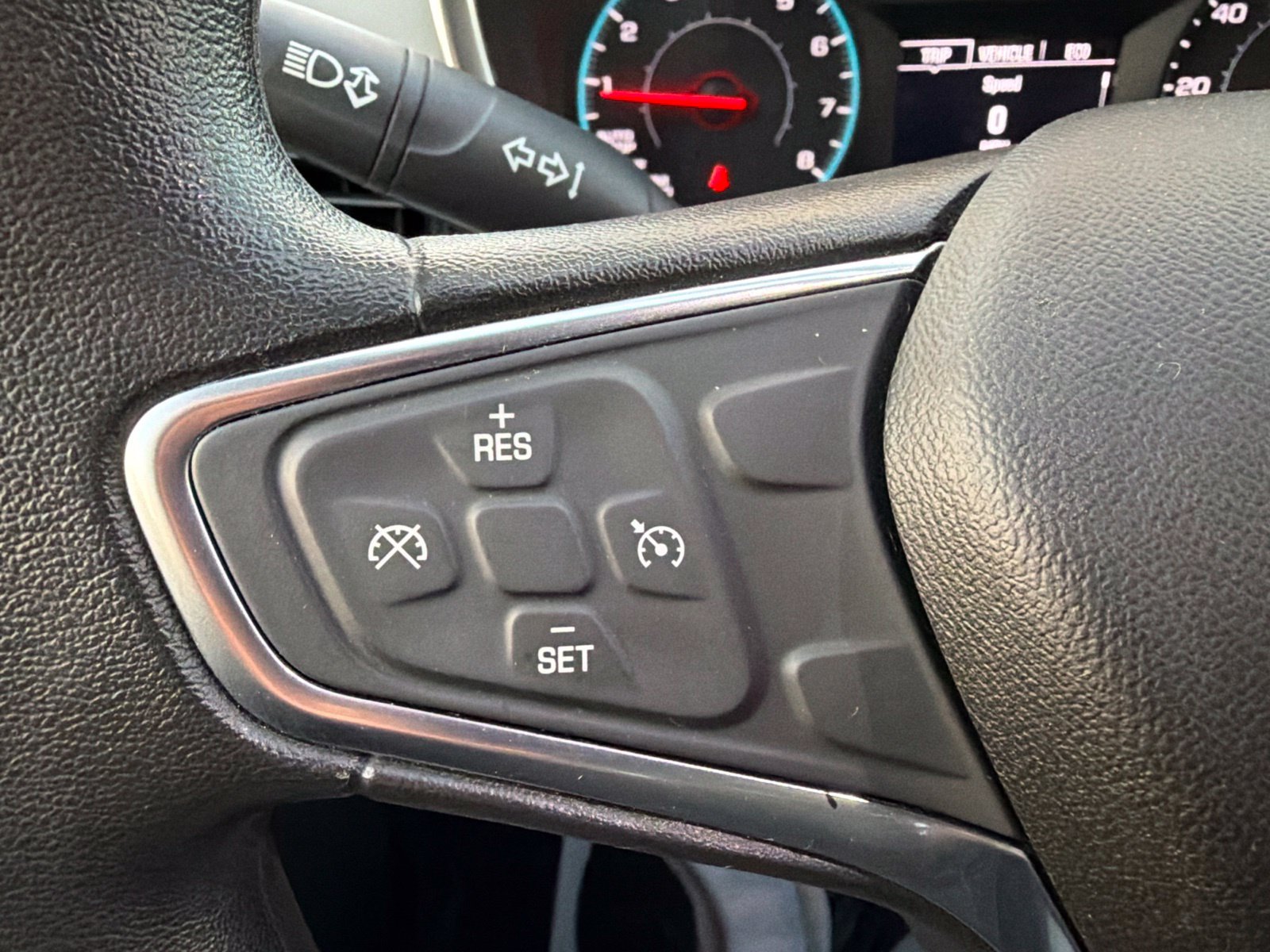 Used 2018 Chevrolet Equinox LS FWD image 14