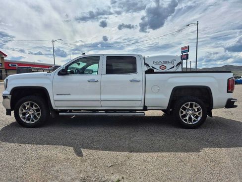 Used 2018 GMC Sierra 1500 SLT w/ SLT Premium Package AWD/4WD image 8
