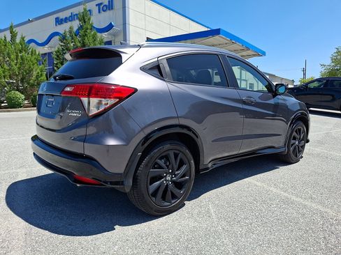 Used 2022 Honda HR-V Sport image 6