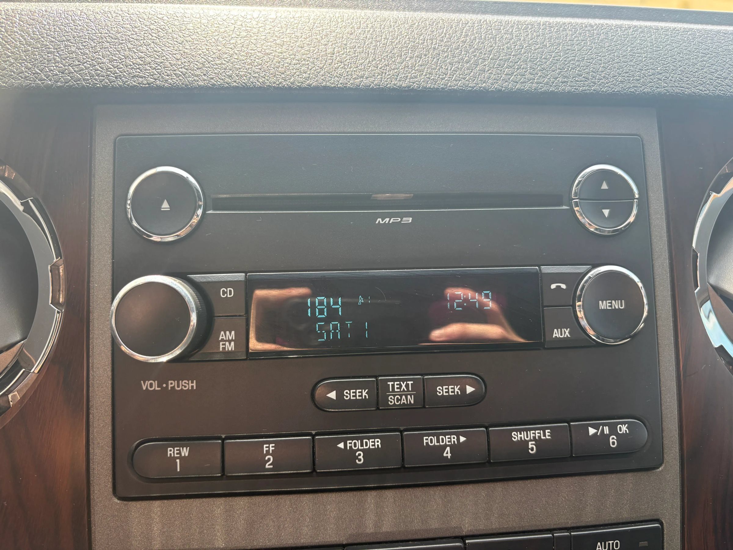 Used 2011 Ford F250 Lariat w/ Lariat Interior Pkg RWD image 33