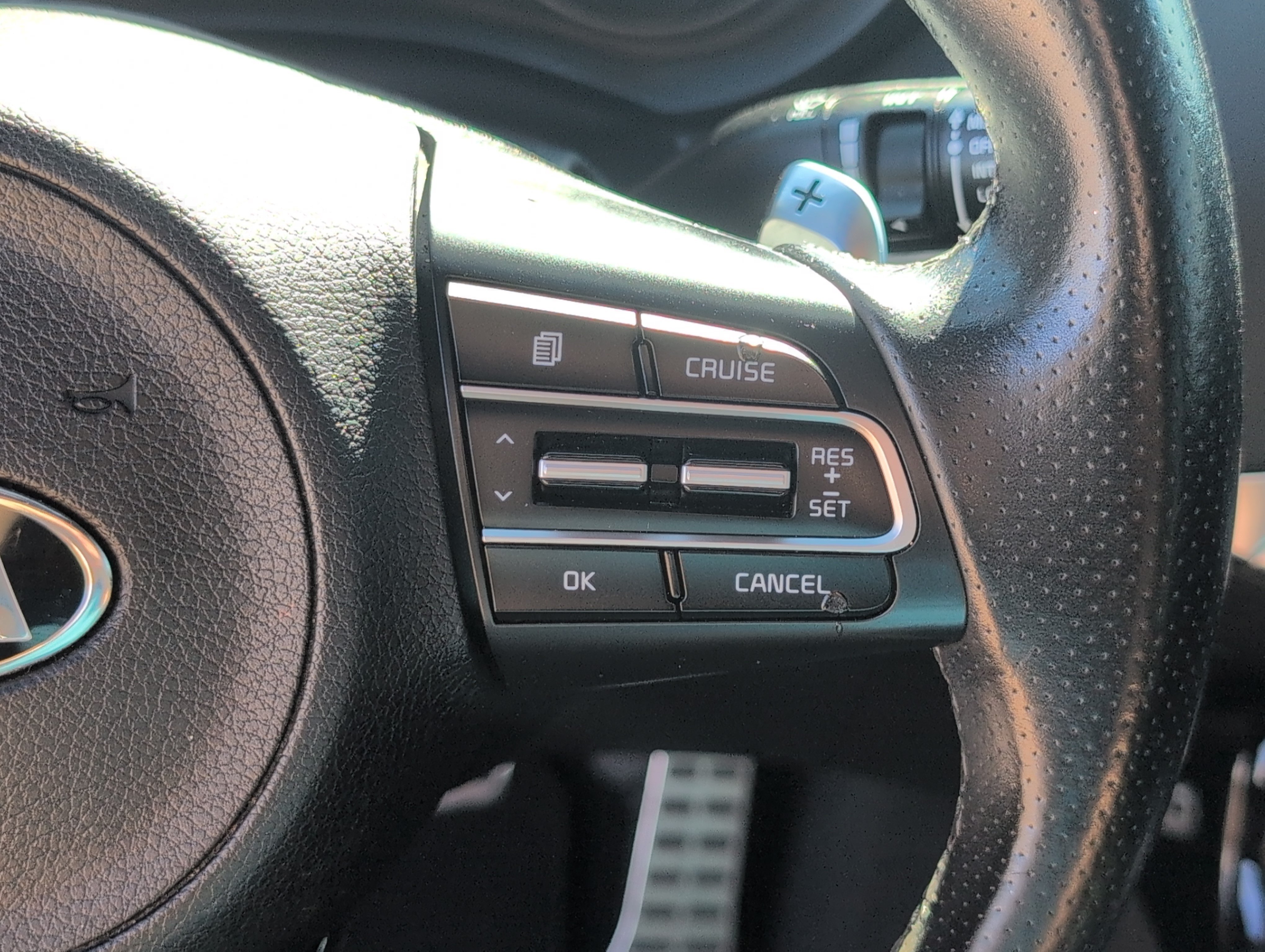 Used 2021 Kia Stinger GT-Line RWD image 25