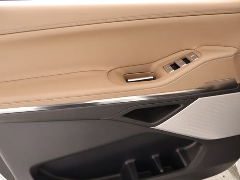 New 2026 Lincoln Navigator Black Label AWD/4WD image 18