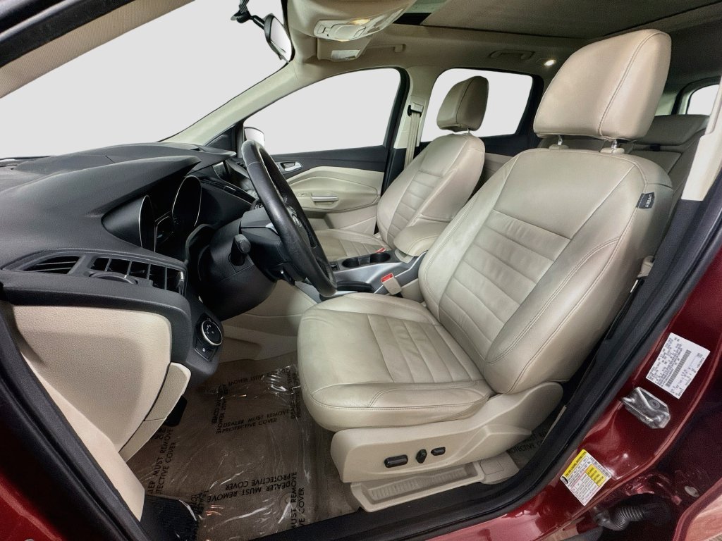 Used 2016 Ford Escape SE w/ SE Leather Comfort Package AWD/4WD image 23