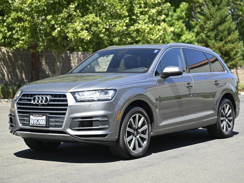 Used 2017 Audi Q7 3.0T Premium Plus w/ Premium Plus Package AWD/4WD image 3