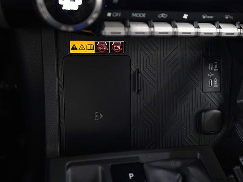 Used 2025 Toyota Tacoma Trailhunter image 22