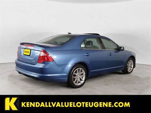 Used 2010 Ford Fusion SEL image 2