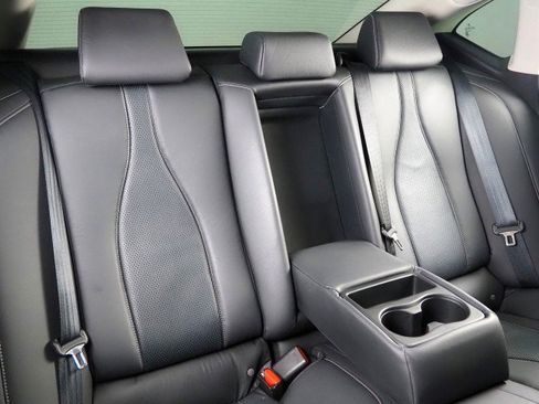 Used 2023 Acura TLX FWD w/Technology Package image 17