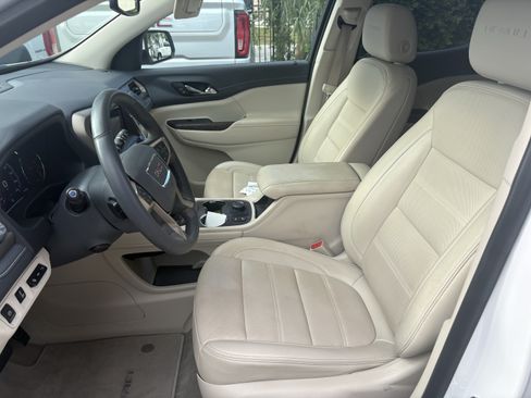 Used 2023 GMC Acadia Denali w/ Trailering Package FWD image 10