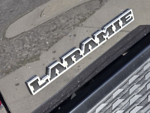 New 2026 RAM 2500 Laramie AWD/4WD image 11