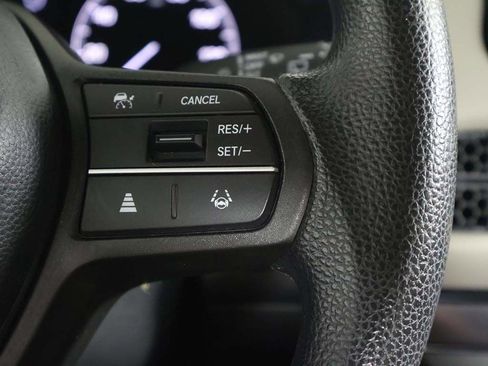 Used 2024 Honda HR-V LX image 34