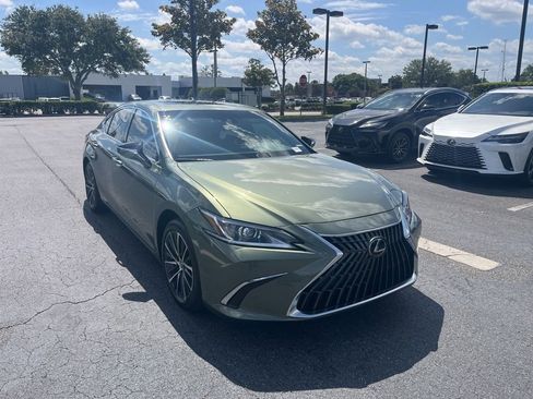 Used 2024 Lexus ES 350 w/ Premium Package FWD image 14