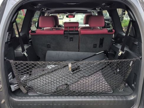 Used 2023 Lexus GX 460 Premium image 25