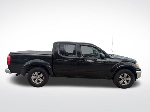 Used 2010 Nissan Frontier SE image 4