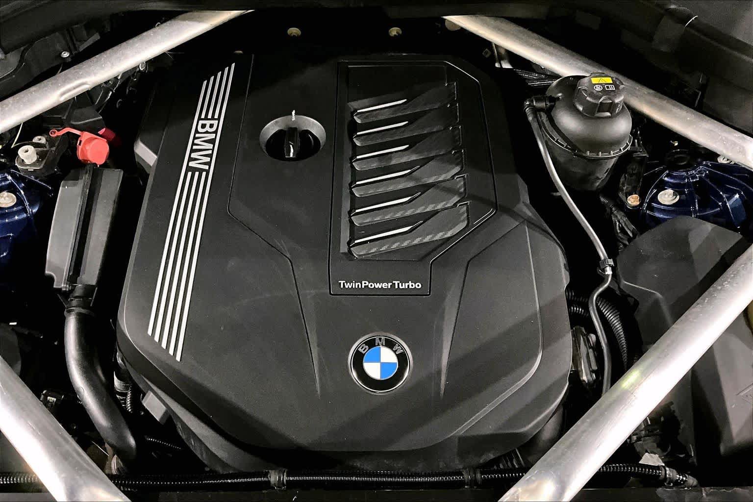 Used 2020 BMW X5 xDrive40i w/ M Sport Package AWD/4WD image 30
