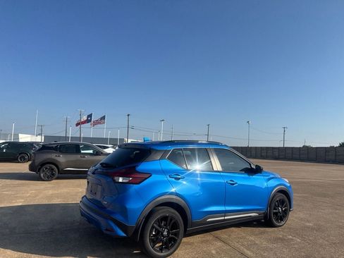 Used 2023 Nissan Kicks SR w/ SR Premium Package FWD image 20