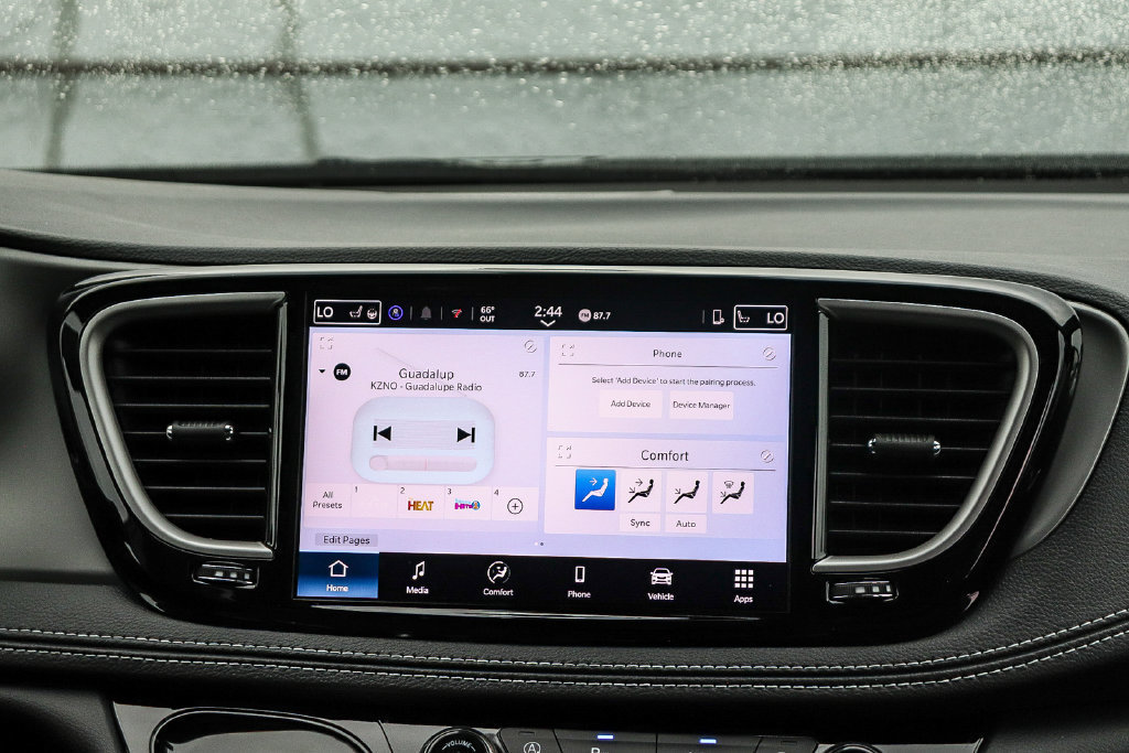 New 2027 Chrysler Pacifica Select FWD image 16