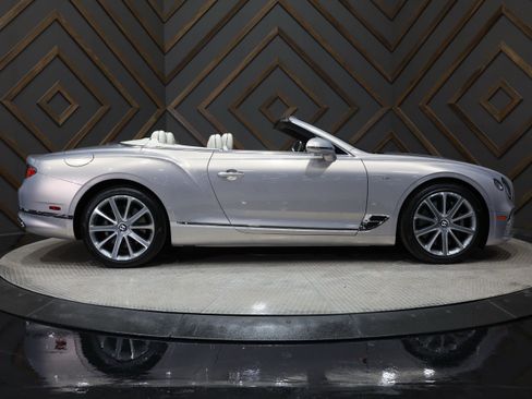 Used 2022 Bentley Continental GT Speed image 3