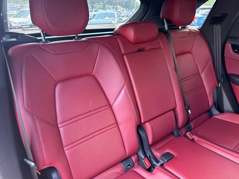 Used 2022 Porsche Cayenne AWD/4WD image 25