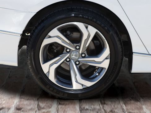 Certified 2019 Honda Accord EX-L image 42